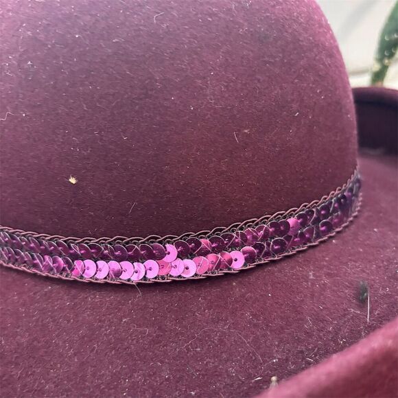 Women's Red Floral Fascinator Hat with Sequins for Wedding - Picture 4 of 6